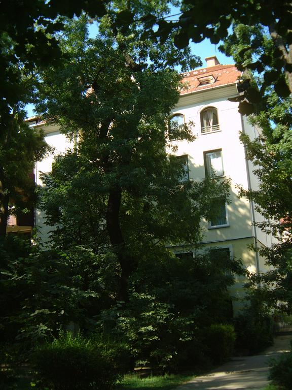 Park Vendégház Kecskemét Esterno foto